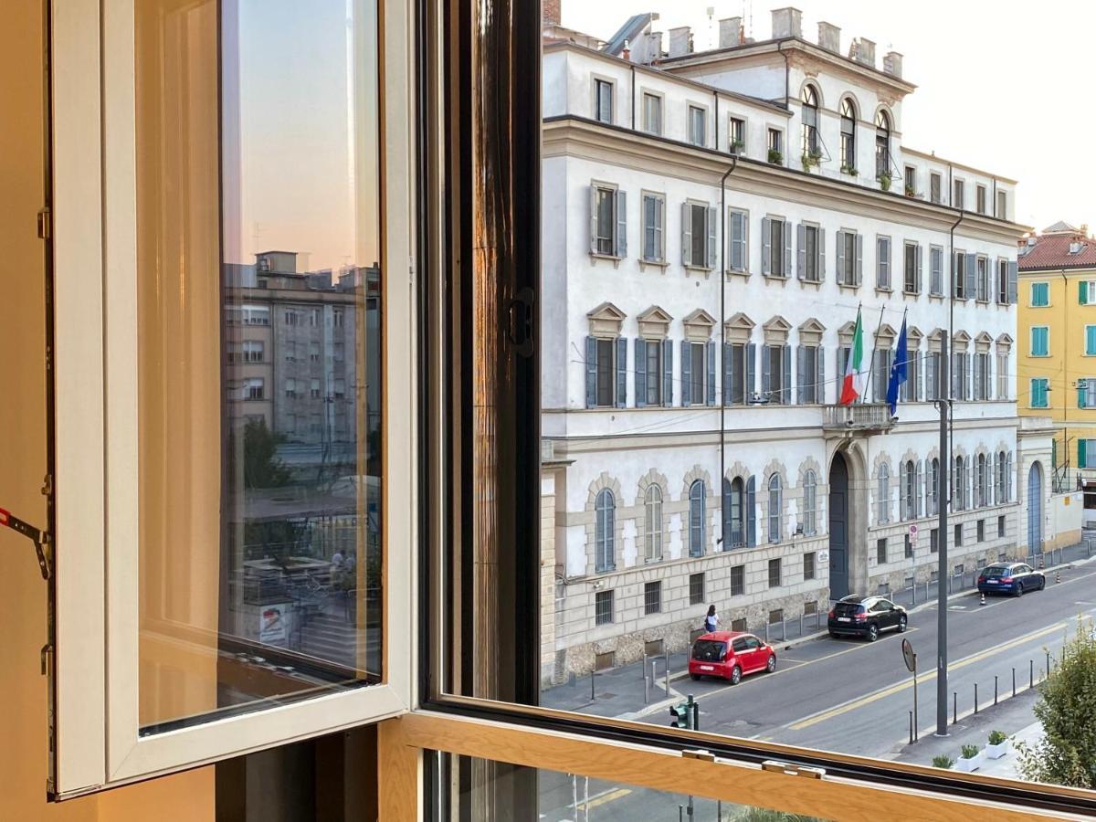 Suite Boutique Moscova Milán Exterior foto
