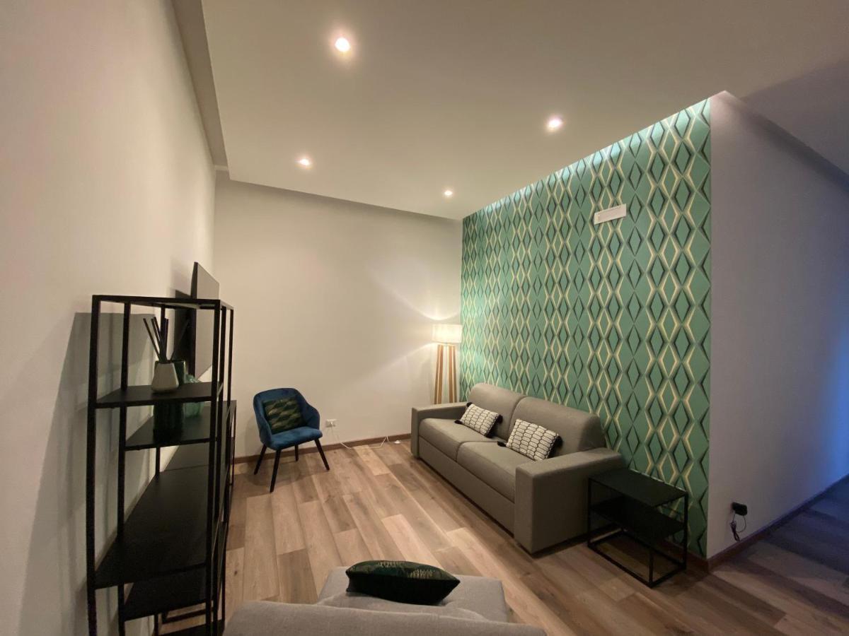 Suite Boutique Moscova Milán Exterior foto