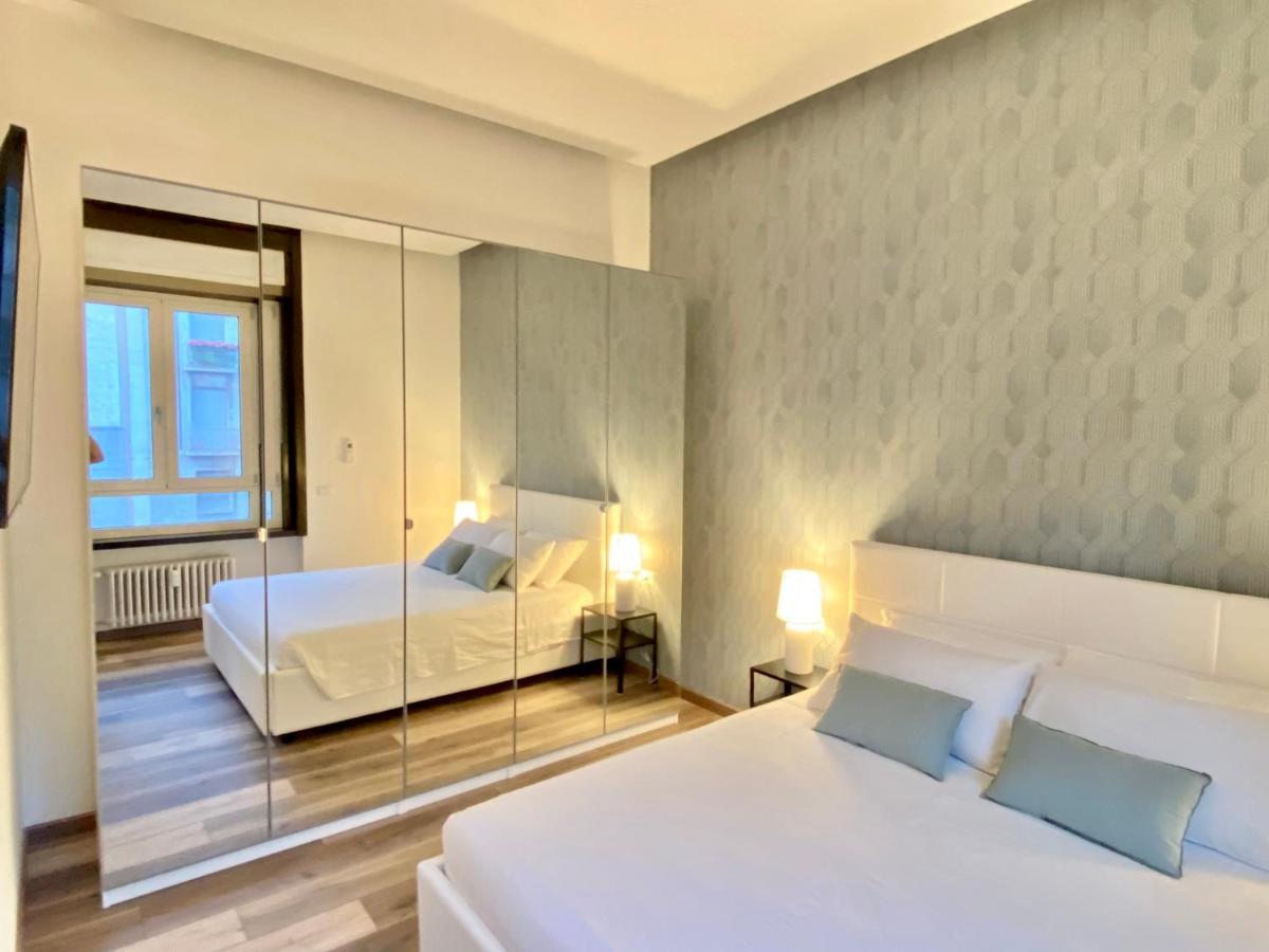 Suite Boutique Moscova Milán Exterior foto