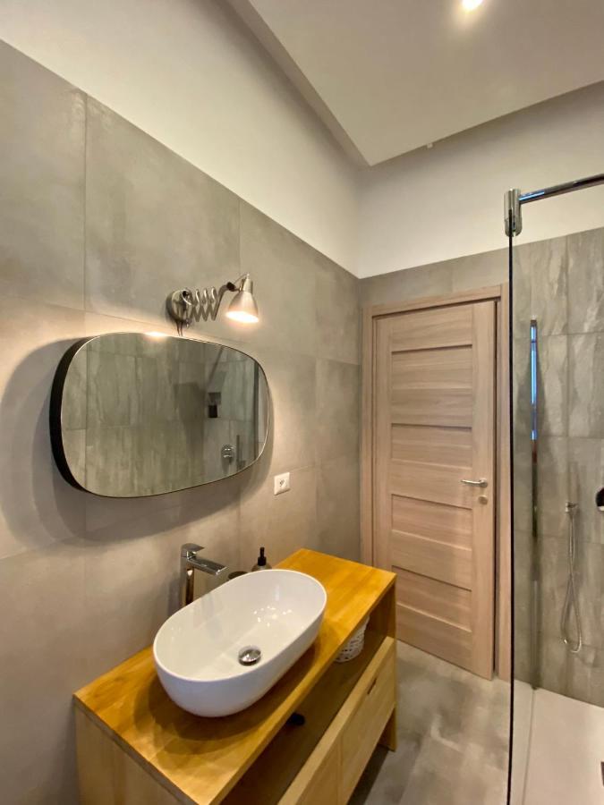 Suite Boutique Moscova Milán Exterior foto
